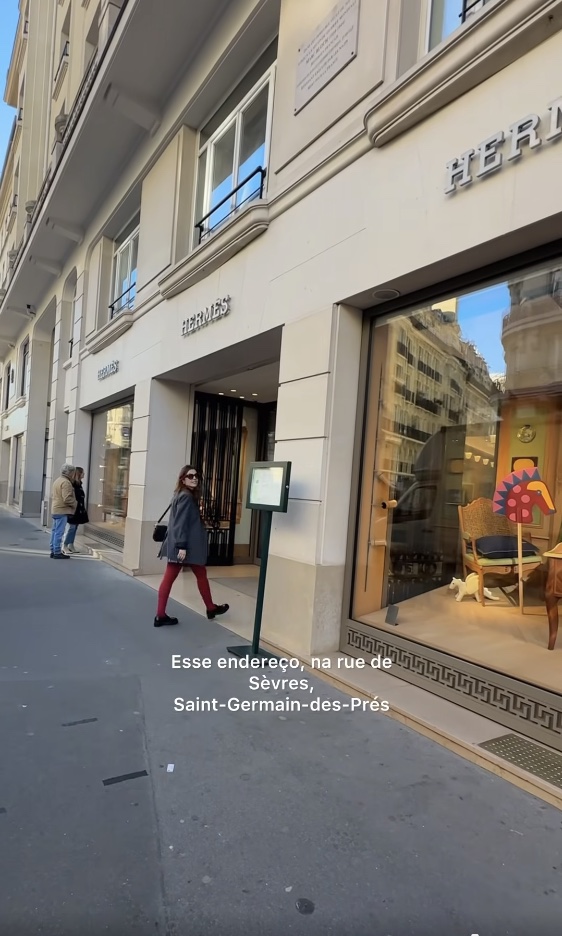 Reel: fachada da Hermès na rue de Sèvres, Saint-Germain-des-Prés